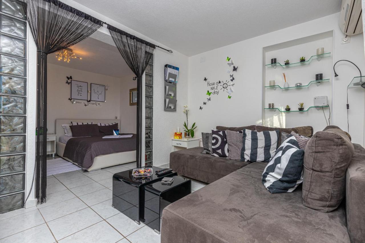 Apartment Rippl Crikvenica Exteriör bild
